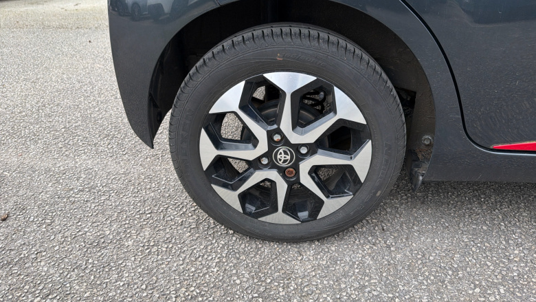 Toyota Aygo 1.0 VVT-i X-Trend 5dr x-shift Petrol Hatchback